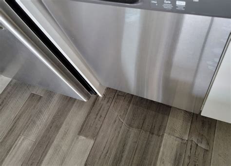 samsung dishwasher door leaking|Samsung Dishwasher Leaking from Bottom of Door: Causes,。